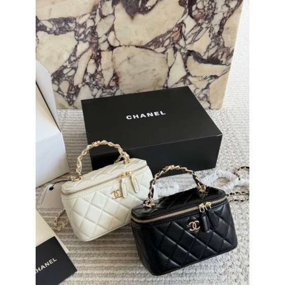 Chanel 25P Black Gold Lunch Bag